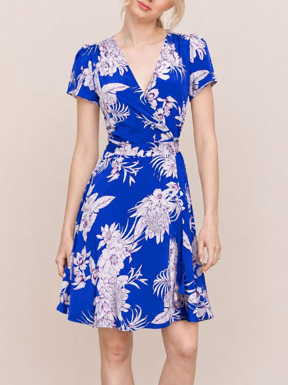 YUMI KIM Kennedy Dress Size XS Tahiti Sunrise Royal Blue Floral 100% Silk Wrap